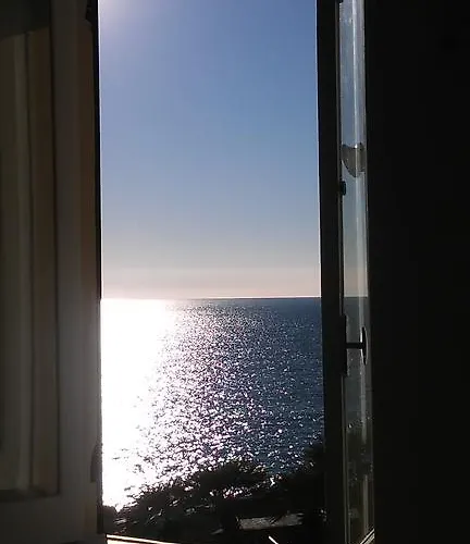 Al Piccolo Scoglio - Room & Breakfast