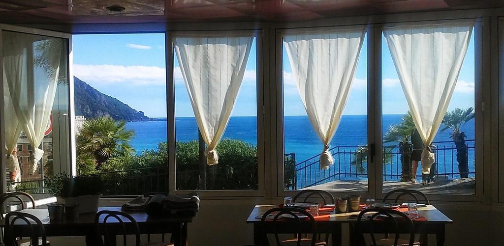 Al Piccolo Scoglio - & Breakfast Camogli